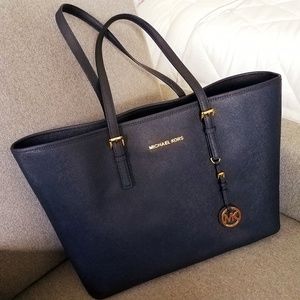 Michael Kors Large Jet Set Travel Tote